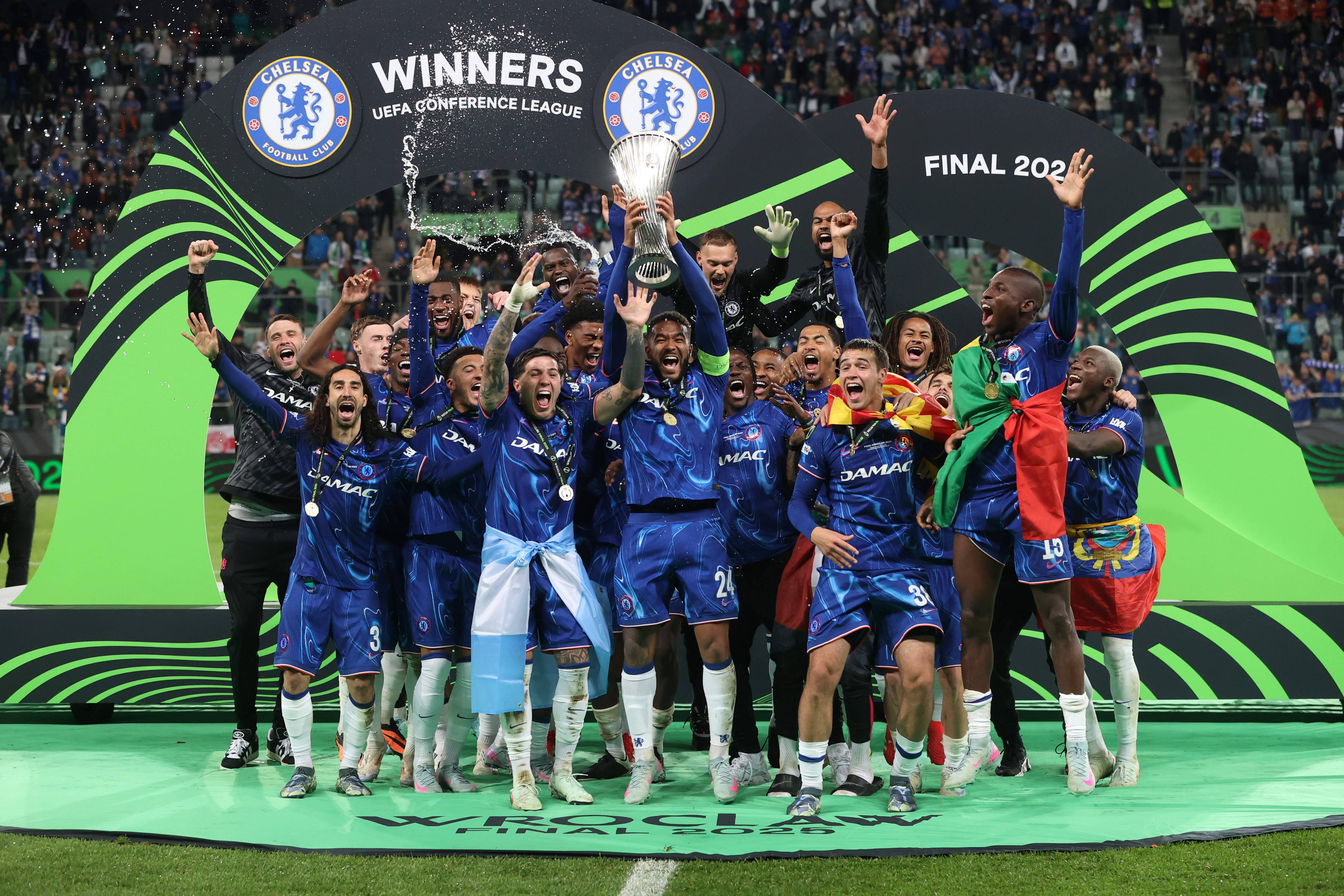 切尔西逆转取胜,晋级十六强 切尔西逆转取胜,晋级十六强