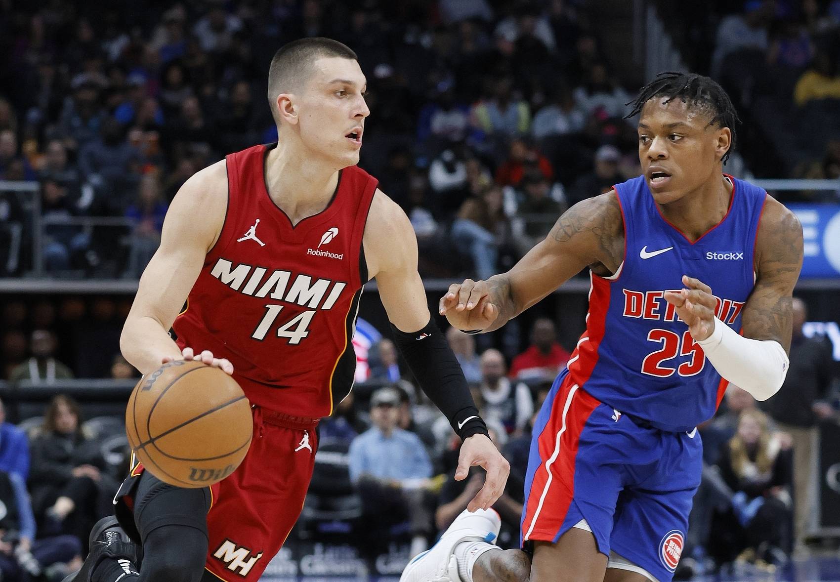 B体育体育直播-热火击败活塞，继续保持不败纪录