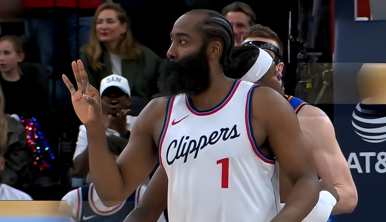 快船逆转雷霆守住领先地位